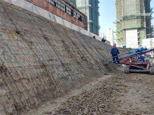 灯塔建筑边坡支护